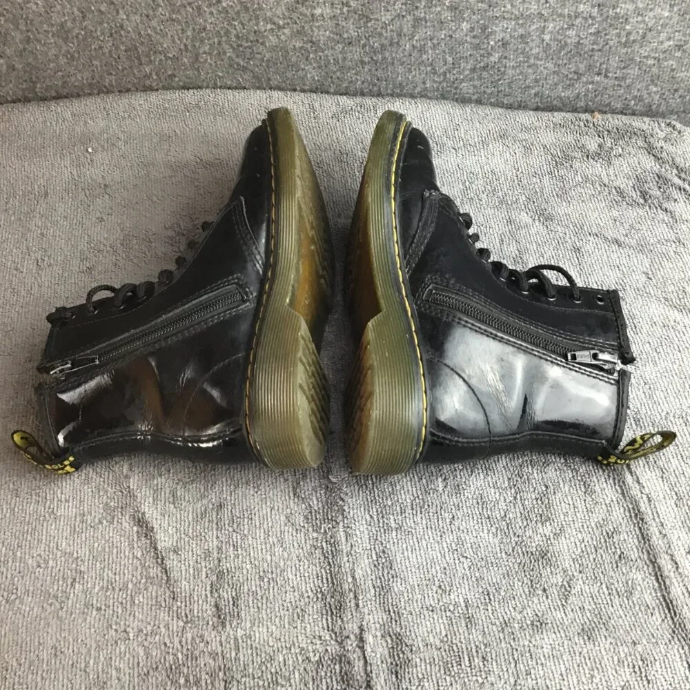 Dr. Marten‎ Junior 1460 Patent Leather Lace Up Boots Sz 1